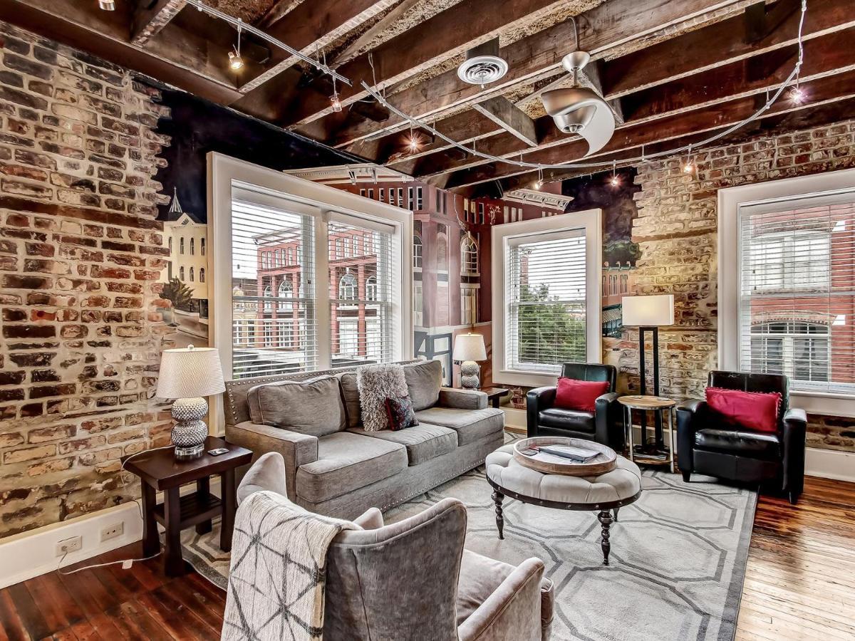 Апартаменты Broughton Corner Loft Саванна Экстерьер фото