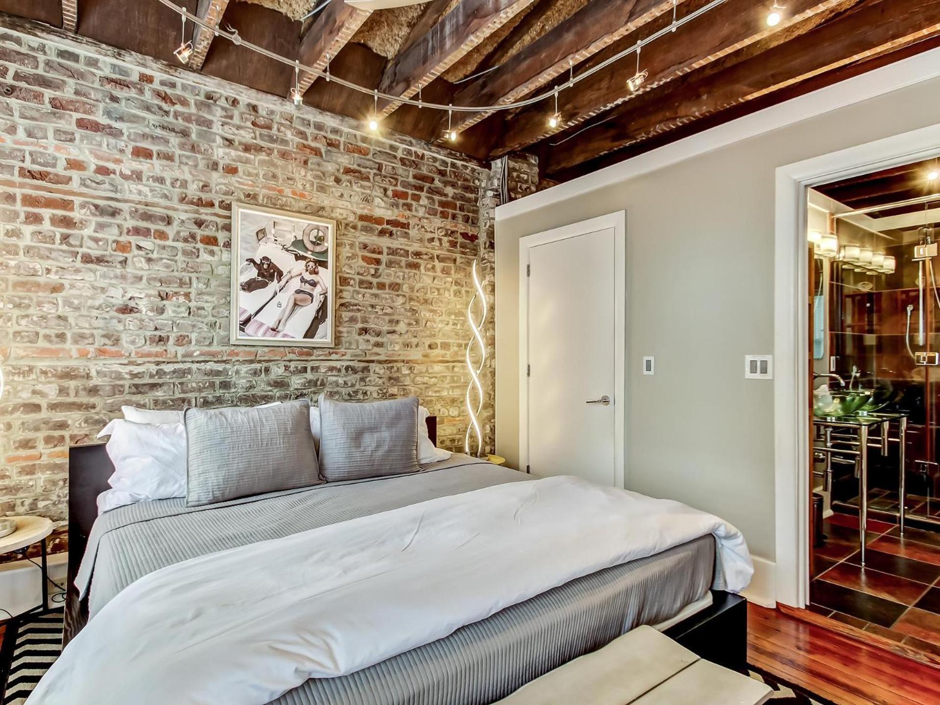 Апартаменты Broughton Corner Loft Саванна Экстерьер фото