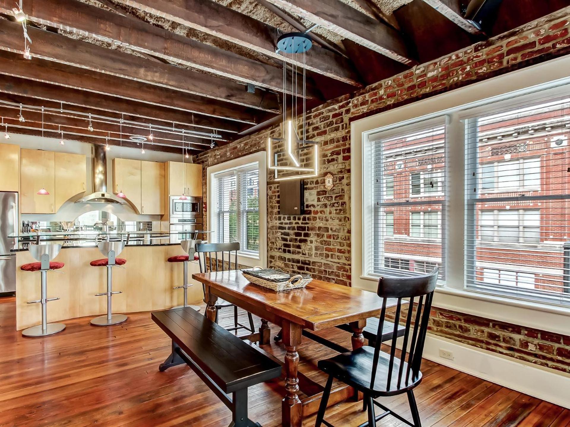 Апартаменты Broughton Corner Loft Саванна Экстерьер фото